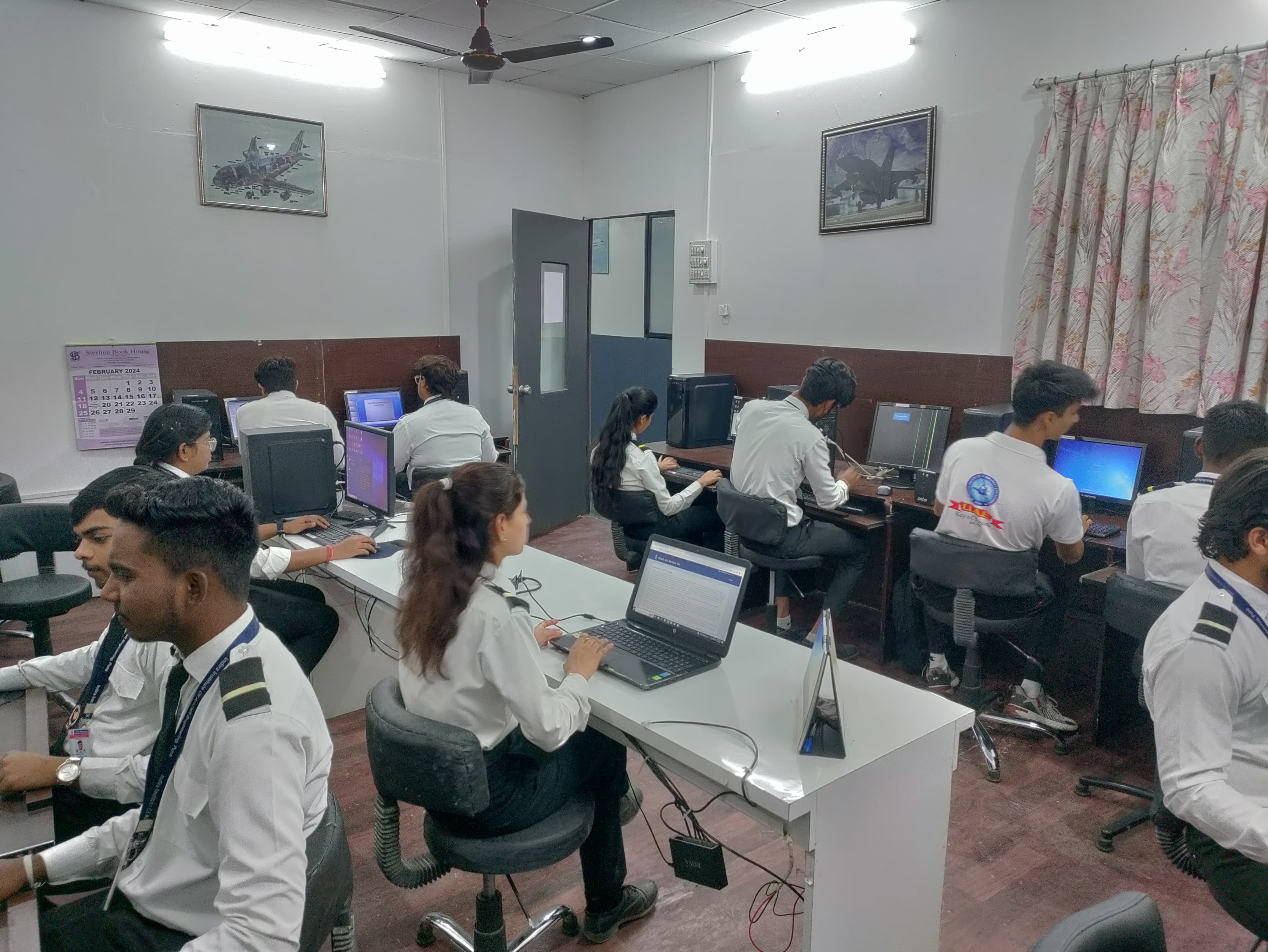 Indira Institute of Aircraft Engineering Classroom An Labs photo 14